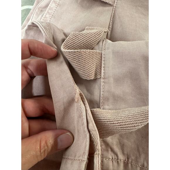 GUESS Women’s High Waist Belted Paperbag Pants Buckled Cuffs Size 2 in Dust Pink - Picture 11 of 11